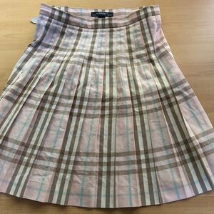 Burberry London - plaid skirt with belt details, and frayed Hemings